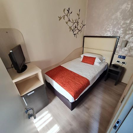 Hotel Piacenza Milano Eksteriør bilde